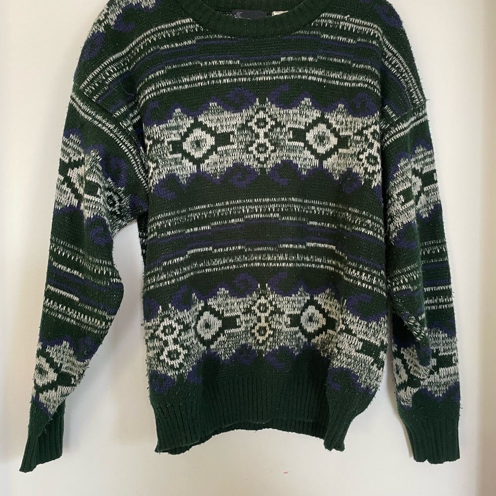 Green and White Patterned Men's Sweater